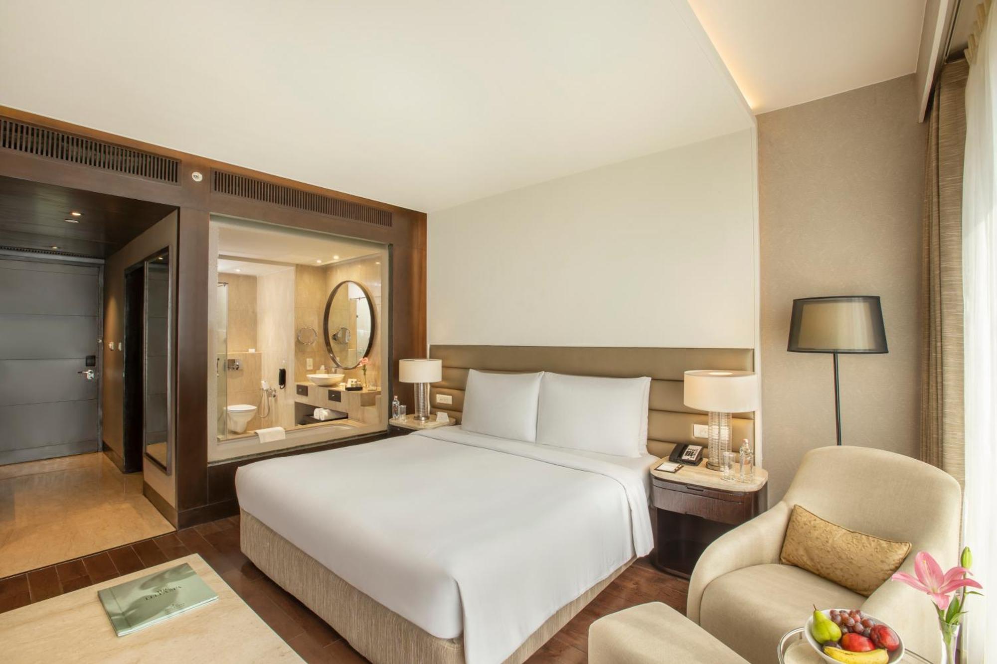 The Leela Ambience Convention Hotel Delhi Νέο Δελχί Εξωτερικό φωτογραφία