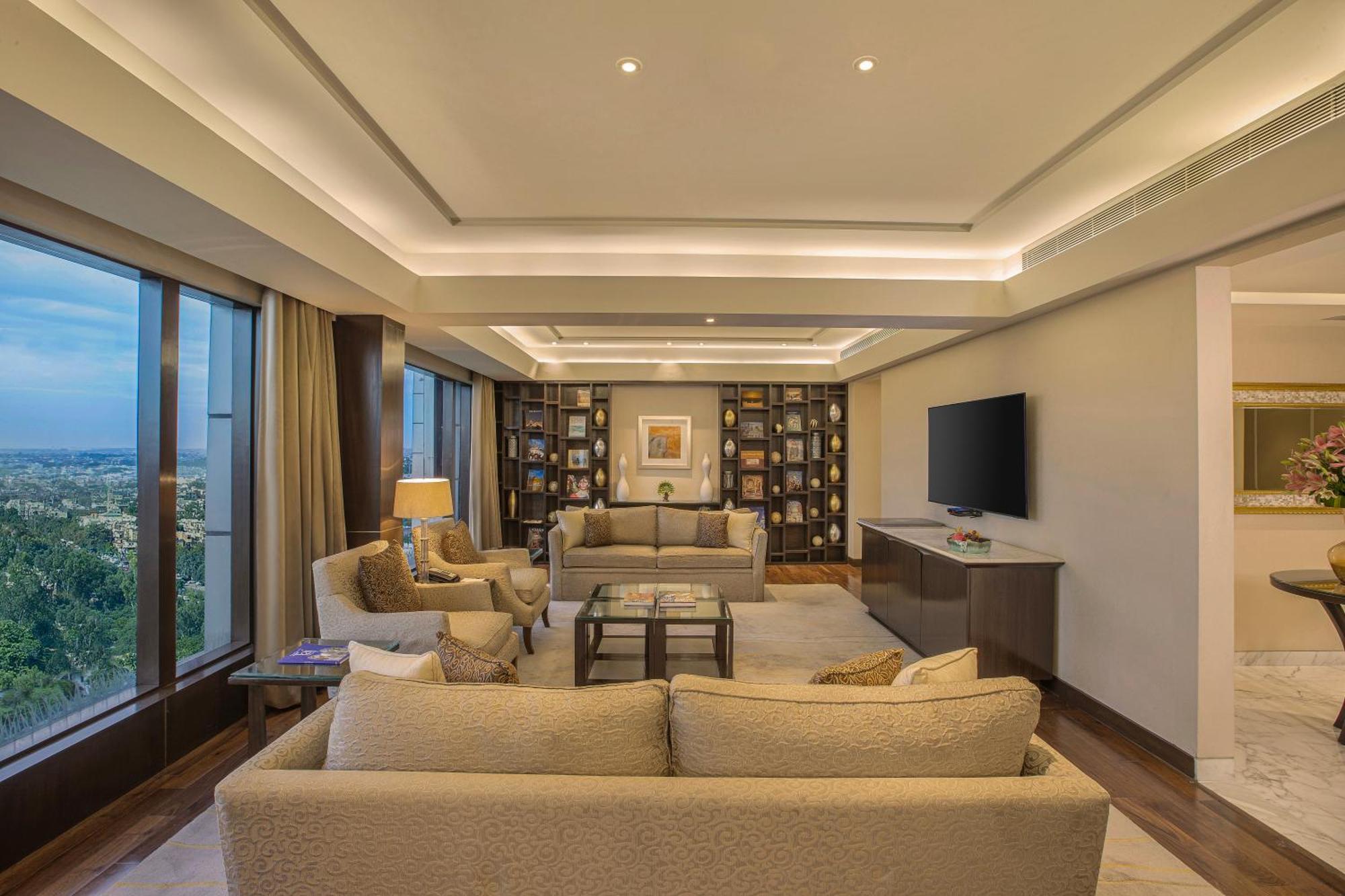 The Leela Ambience Convention Hotel Delhi Νέο Δελχί Εξωτερικό φωτογραφία