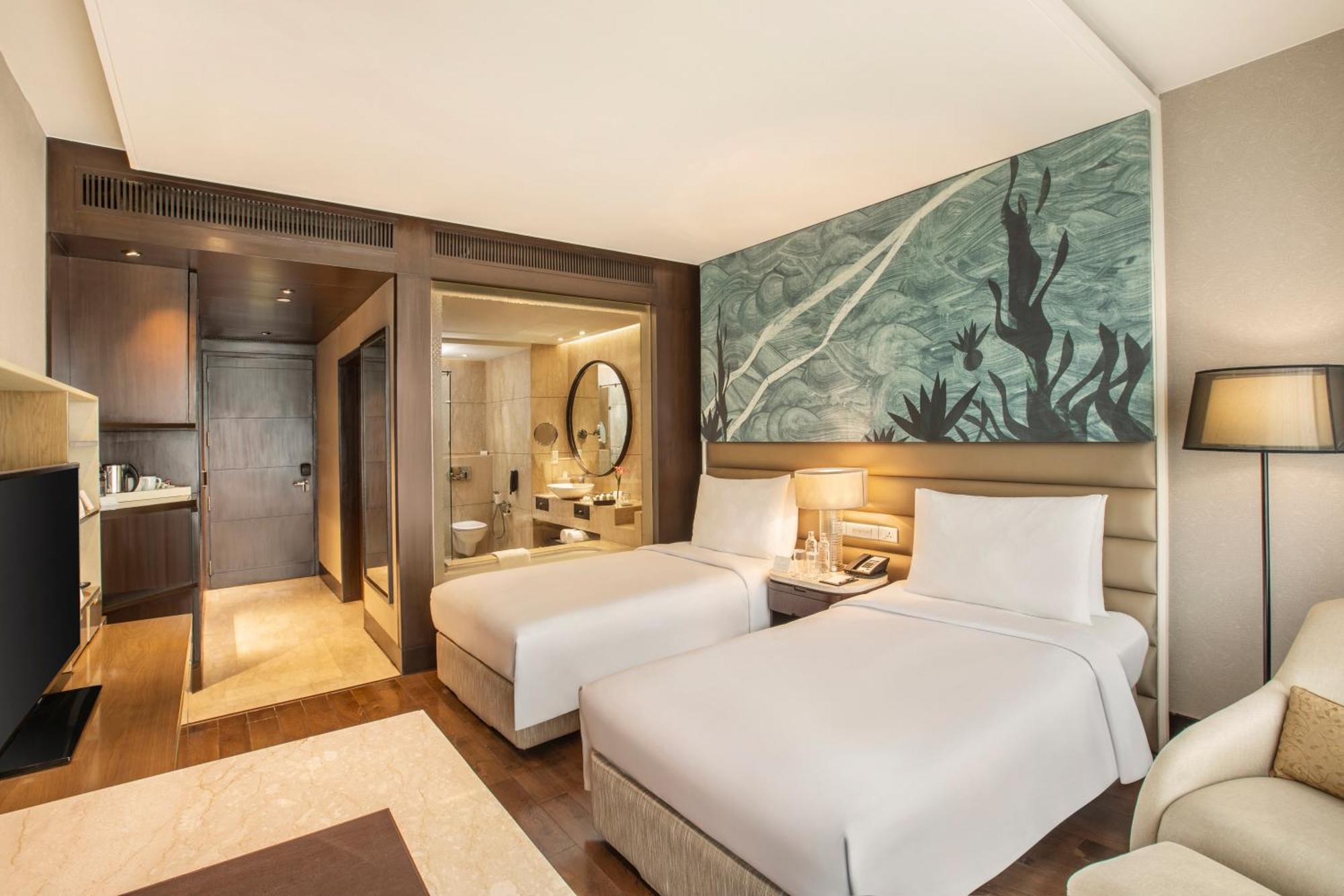 The Leela Ambience Convention Hotel Delhi Νέο Δελχί Εξωτερικό φωτογραφία