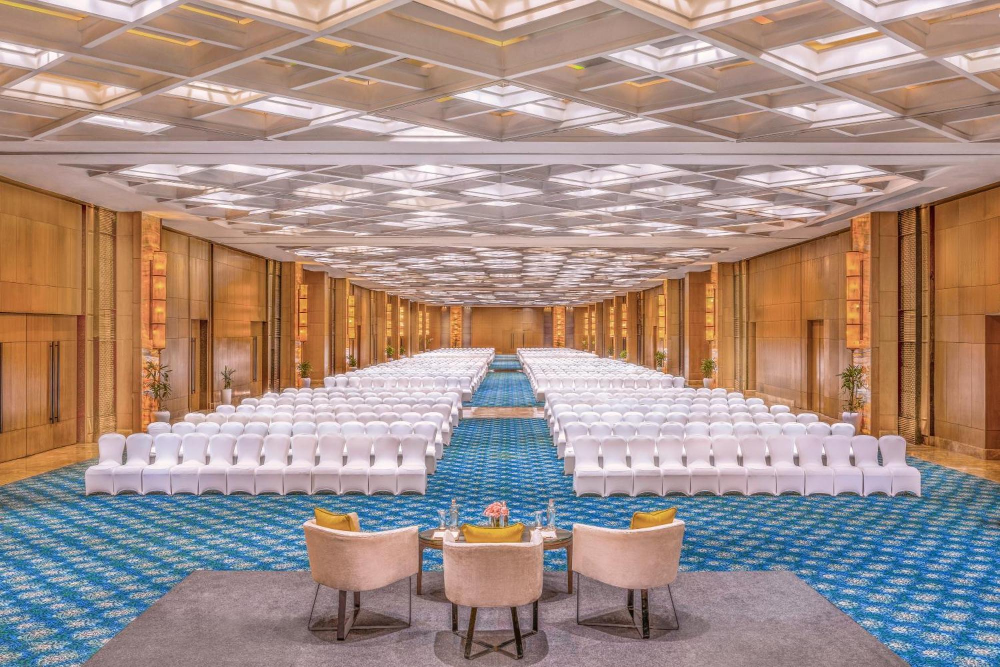 The Leela Ambience Convention Hotel Delhi Νέο Δελχί Εξωτερικό φωτογραφία The Grand Ballroom