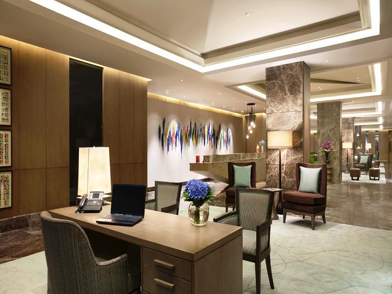 The Leela Ambience Convention Hotel Delhi Νέο Δελχί Εξωτερικό φωτογραφία The Business Centre