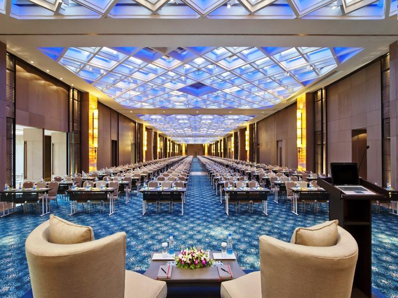 The Leela Ambience Convention Hotel Delhi Νέο Δελχί Εξωτερικό φωτογραφία The Grand Ballroom