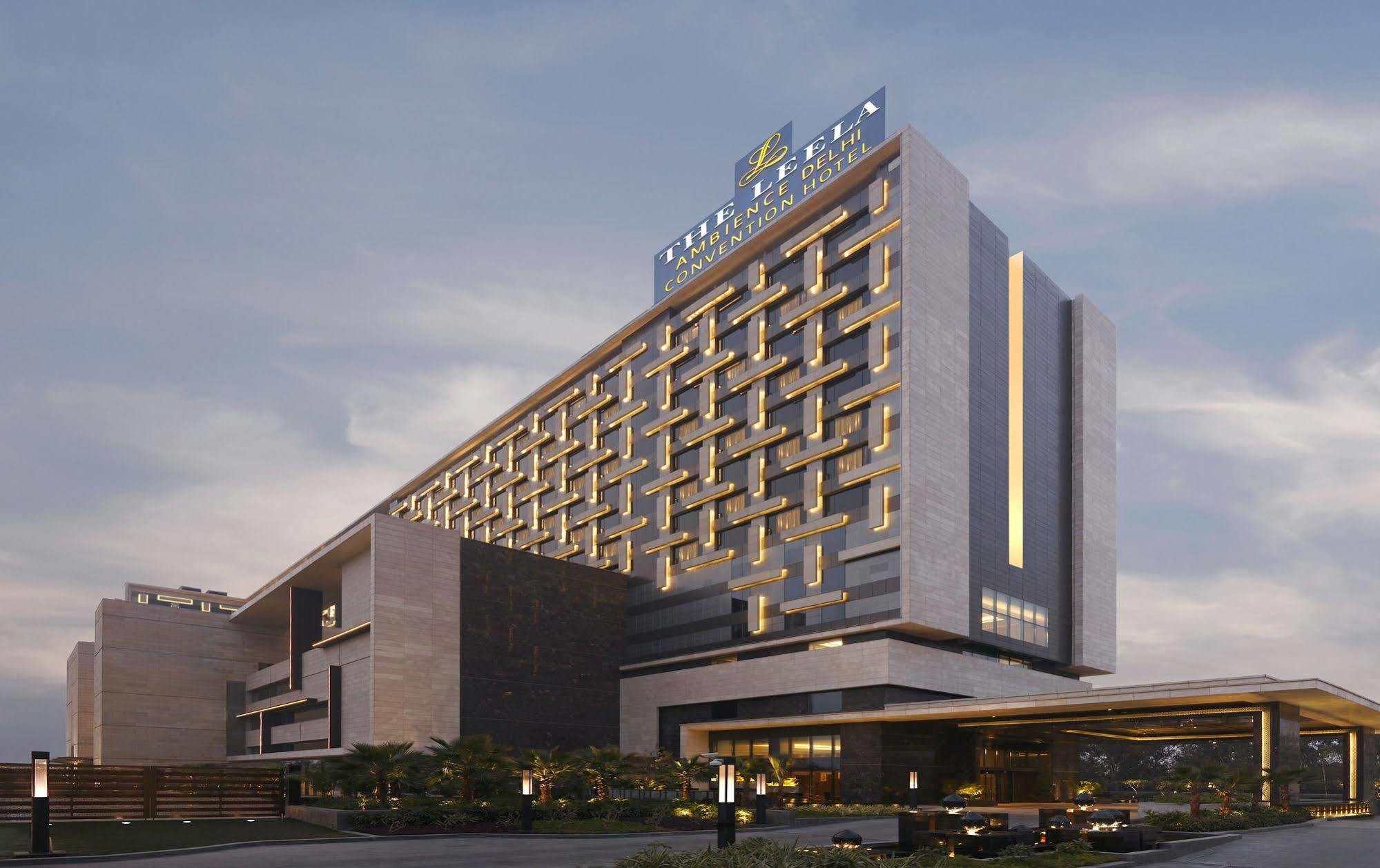 The Leela Ambience Convention Hotel Delhi Νέο Δελχί Εξωτερικό φωτογραφία The hotel in 2019